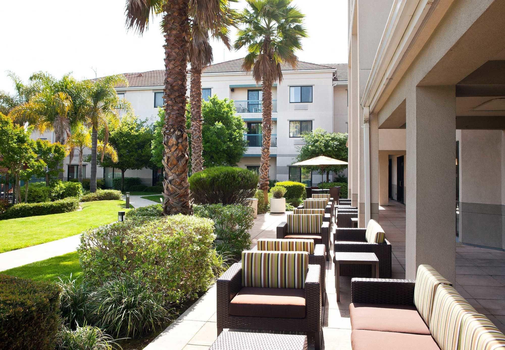 Courtyard By Marriott Oakland Airport Ξενοδοχείο Εξωτερικό φωτογραφία