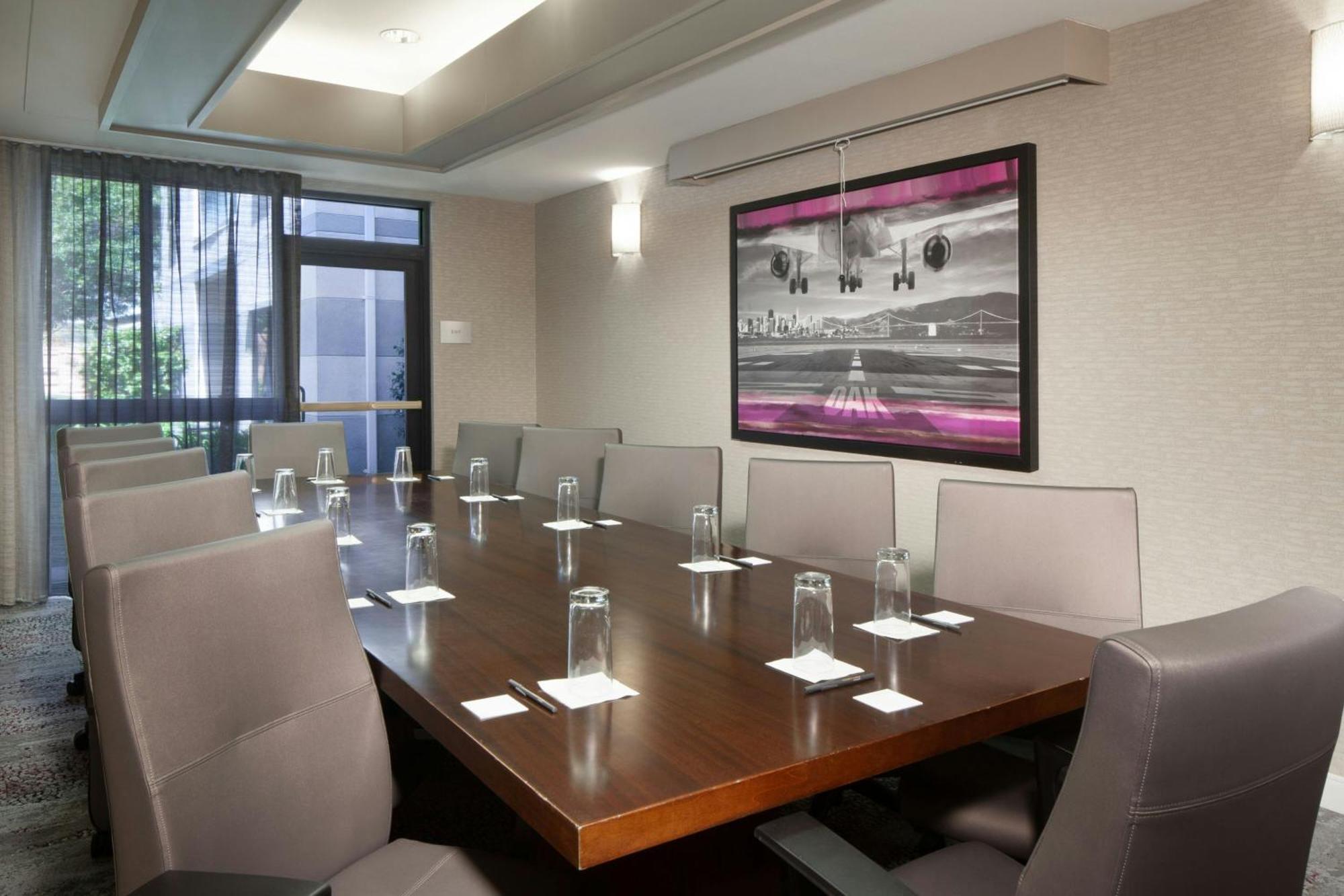 Courtyard By Marriott Oakland Airport Ξενοδοχείο Εξωτερικό φωτογραφία