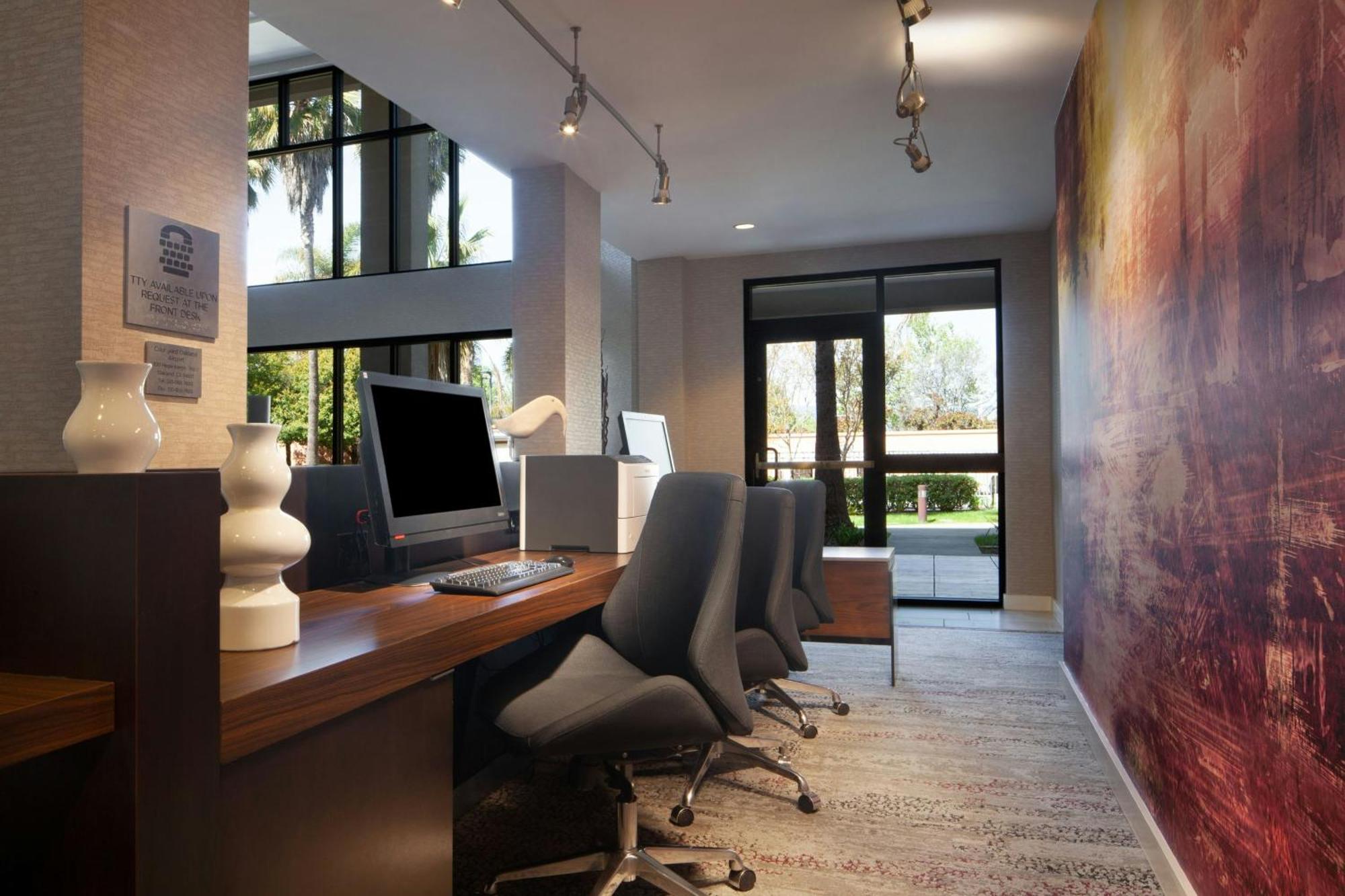 Courtyard By Marriott Oakland Airport Ξενοδοχείο Εξωτερικό φωτογραφία