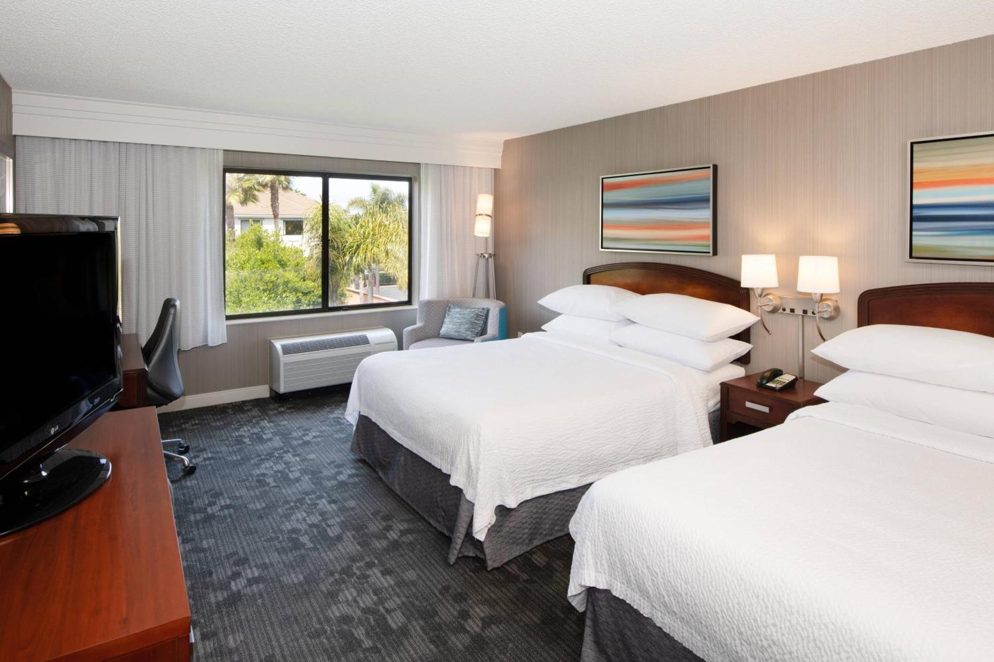 Courtyard By Marriott Oakland Airport Ξενοδοχείο Εξωτερικό φωτογραφία